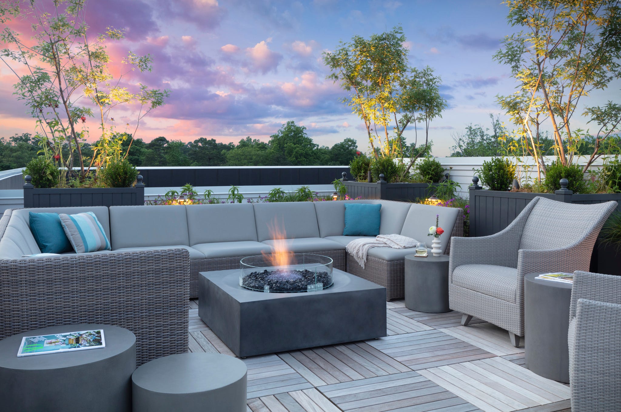 Add style to your outdoor space with Houzz furniture Kingerlon